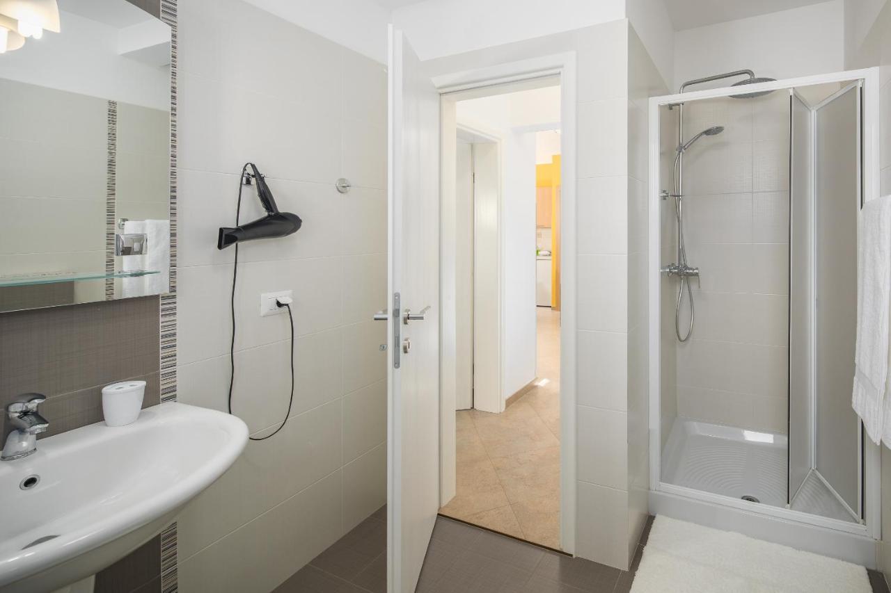 Apartment Gloria Premium Porec Exterior photo